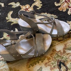 Antelope Sandals EUC